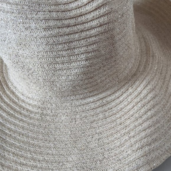 Floppy cream with sparkles beach hat - Picture 2 of 3